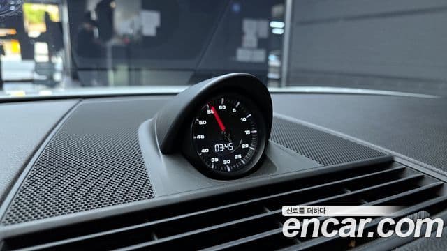 Porsche Panamera (971), 2018 17