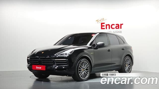 Porsche Cayenne (PO536) 3.0 E-гибрид Platinum Edition, 2023 1