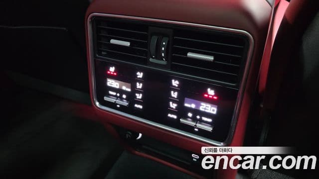 Porsche Cayenne (PO536) 3.0 E-гибрид Platinum Edition, 2023 18