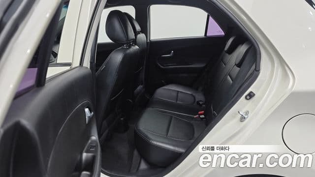 Kia All New Morning Luxury, 2012 11