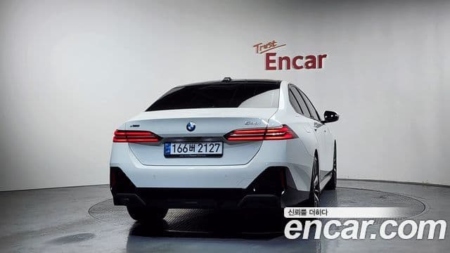 BMW 5시리즈 (G60) 530i xDrive M Sport, 2024 4
