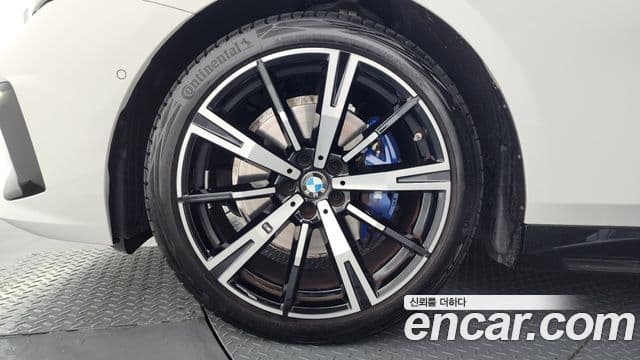 BMW 5시리즈 (G60) 530i xDrive M Sport, 2024 все фото