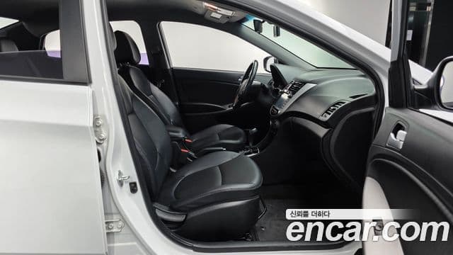 Hyundai Accent(новый кузов / новое поколение) Modern, 2018 10