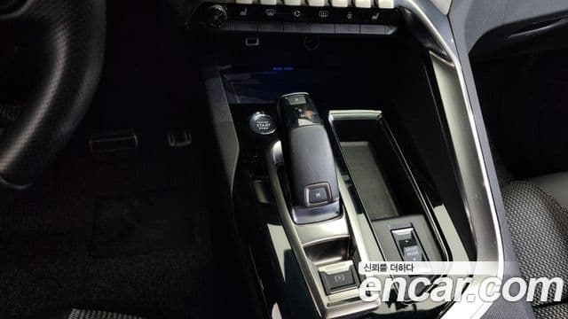 Peugeot 5008 2세대 1.2 Pure Tech GT, 2022 9