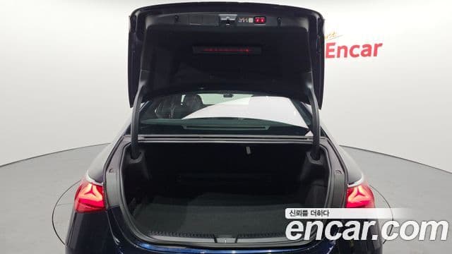 Mercedes-Benz E-класс W214 Exclusive, 2024 20