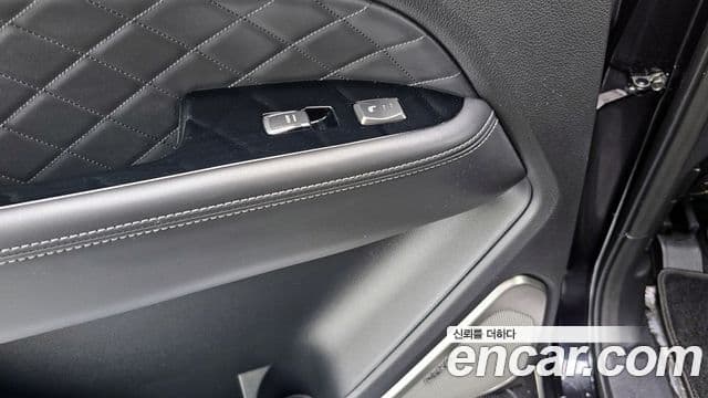 KG모빌리티(SsangYong) G4 Rexton Heritage, 2018 19