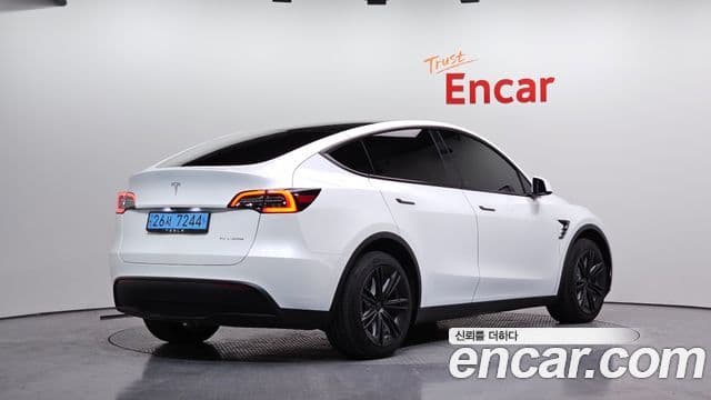 Tesla модель Y Long Range AWD, 2022 2