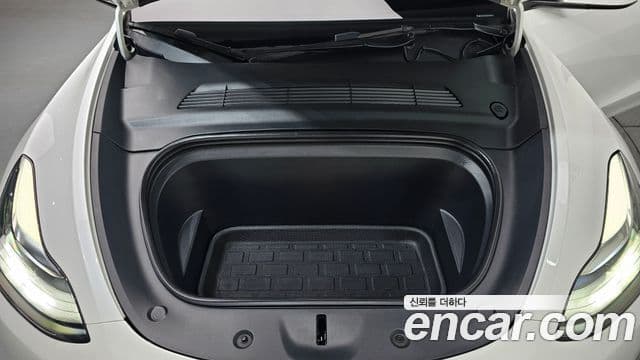 Tesla модель Y Long Range AWD, 2022 6