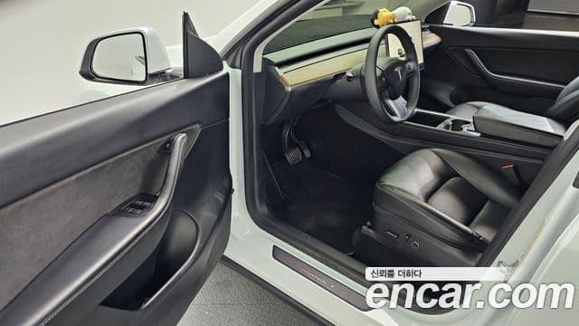 Tesla модель Y Long Range AWD, 2022 10