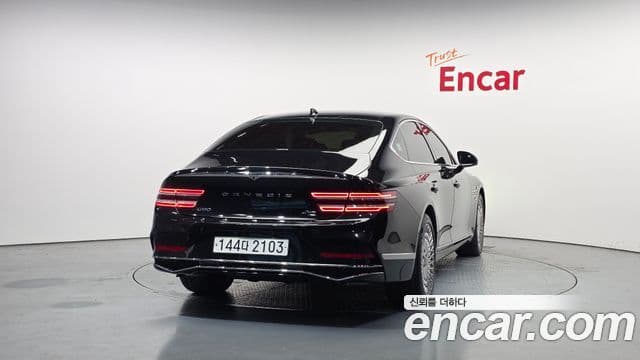 Genesis G80 (RG3) бензин 2.5 турбо AWD, 2026 4