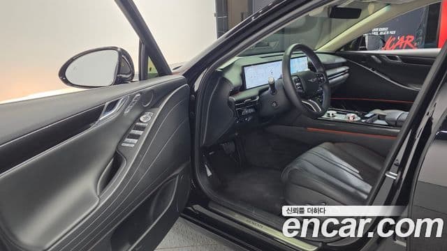 Genesis G80 (RG3) бензин 2.5 турбо AWD, 2026 10