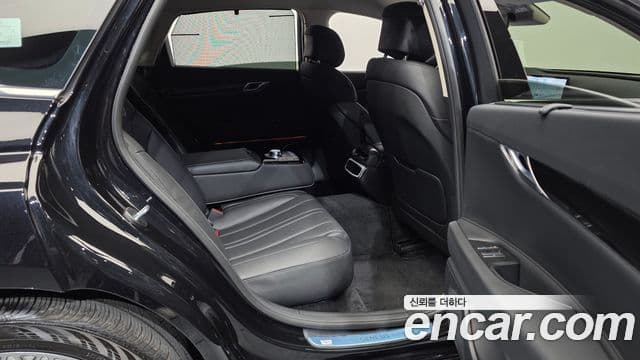 Genesis G80 (RG3) бензин 2.5 турбо AWD, 2026 12