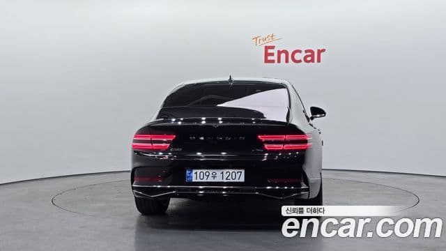 Genesis G80 (RG3) бензин 2.5 турбо AWD, 2025 4