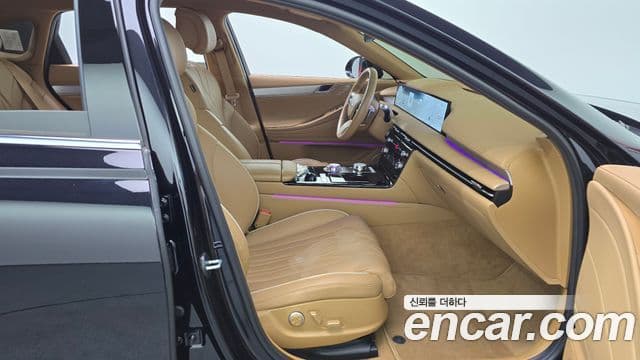 Genesis G80 (RG3) бензин 2.5 турбо AWD, 2025 11