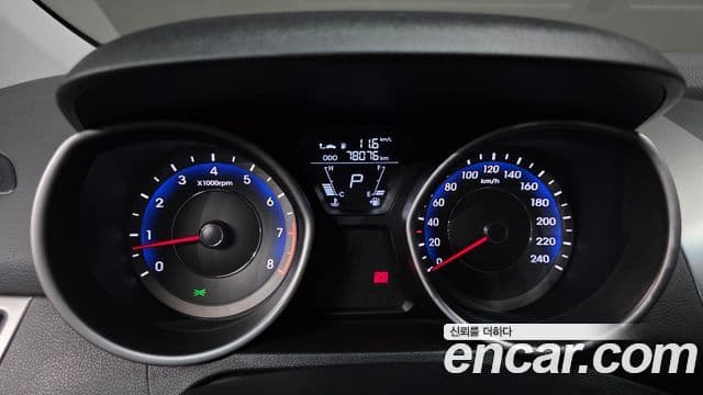 Hyundai Avante MD Luxury, 2012 8