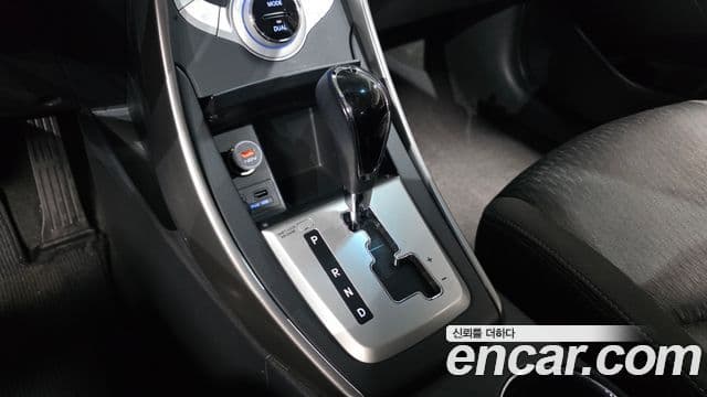 Hyundai Avante MD Luxury, 2012 9