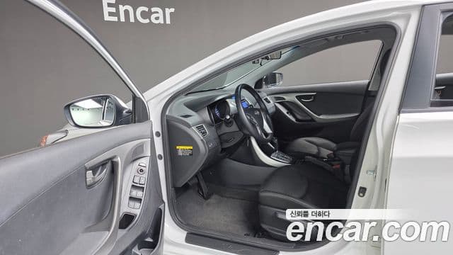 Hyundai Avante MD Luxury, 2012 11