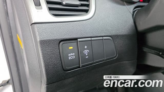 Hyundai Avante MD Luxury, 2012 13