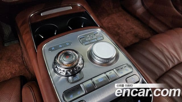 Genesis G90 (RS4) бензин 3.5 турбо AWD, 2022 9