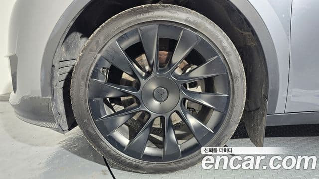 Tesla модель Y, 2025 все фото