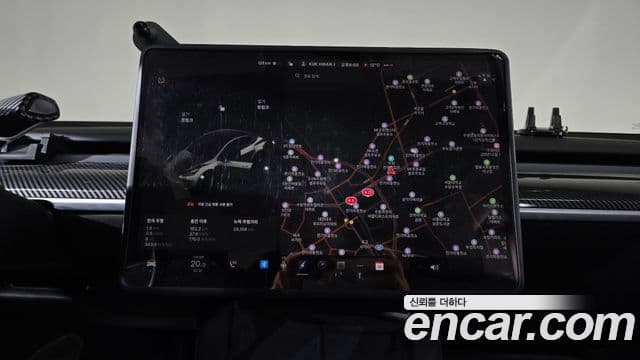 Tesla модель Y, 2025 14