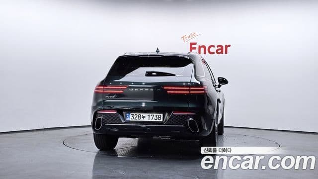 Genesis GV70, 2022 4