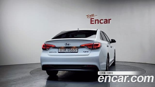 Hyundai LF Sonata гибрид Modern Special, 2017 4