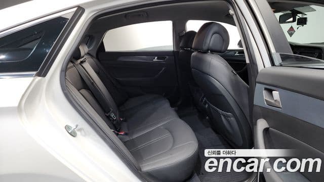 Hyundai LF Sonata гибрид Modern Special, 2017 12