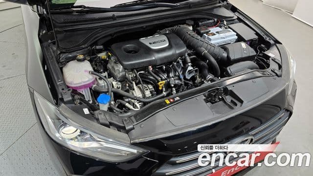 Hyundai Avante AD 1.6 турбо Sport, 2018 6