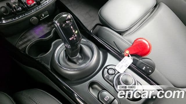 Mini Cooper 클럽맨 2세대, 2023 9