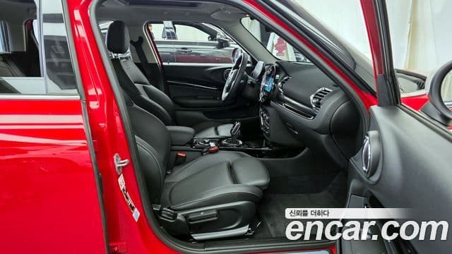 Mini Cooper 클럽맨 2세대, 2023 11