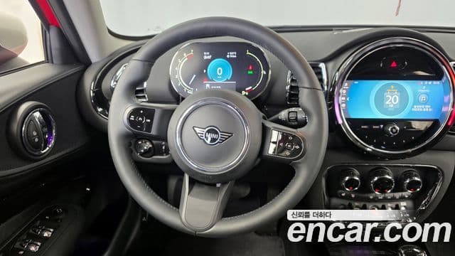 Mini Cooper 클럽맨 2세대, 2023 13