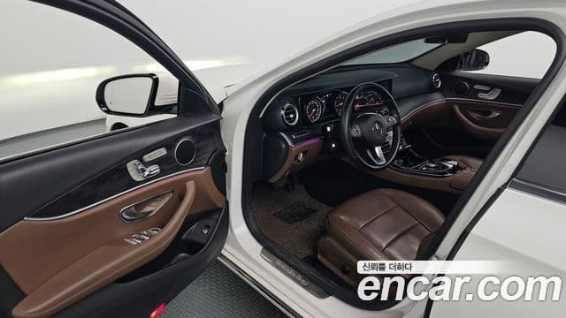 Mercedes-Benz E-класс W213 Avantgarde, 2017 11