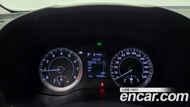 Hyundai Venue 1.6 Smart, 2020 8