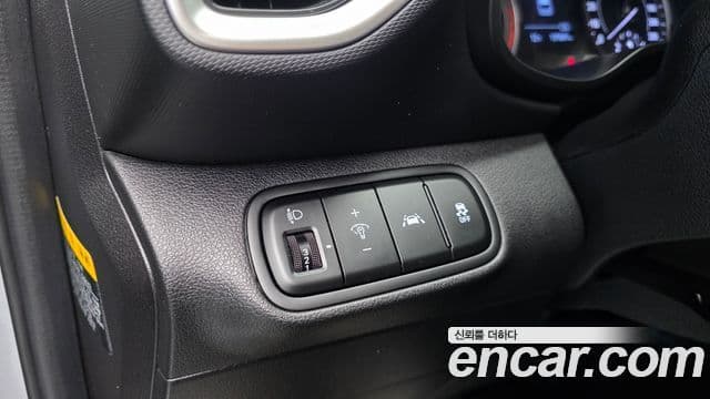 Hyundai Venue 1.6 Smart, 2020 13