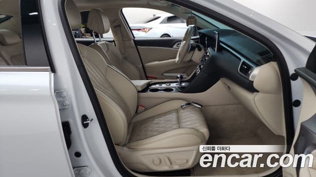 Genesis G70 Prestige, 2019 11