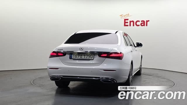 Mercedes-Benz E-класс W213 Avantgarde, 2021 4