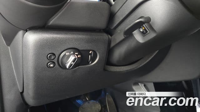 Mini Cooper 3세대, 2024 17