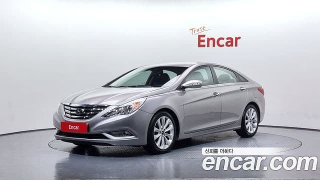 Hyundai YF Sonata люксовая версия, 2010 1