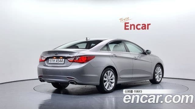 Hyundai YF Sonata люксовая версия, 2010 2