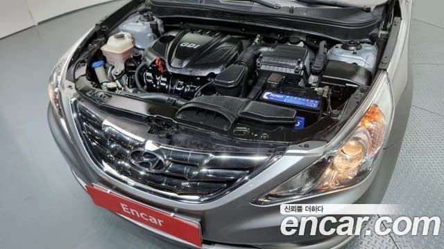 Hyundai YF Sonata люксовая версия, 2010 6