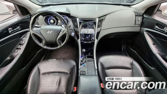 Hyundai YF Sonata люксовая версия, 2010 7