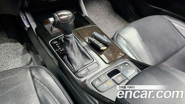 Kia The / новый New K7 Prestige, 2013 9