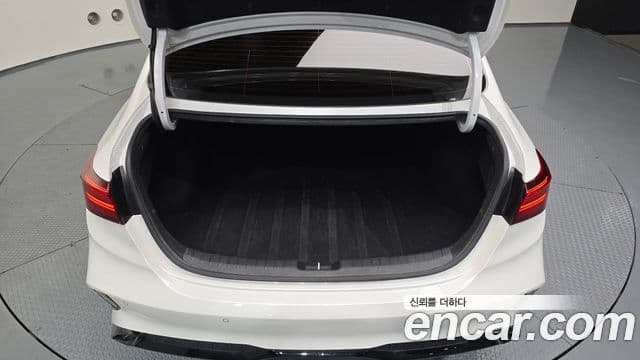 Kia The / новый New K3 2세대 Prestige, 2022 20