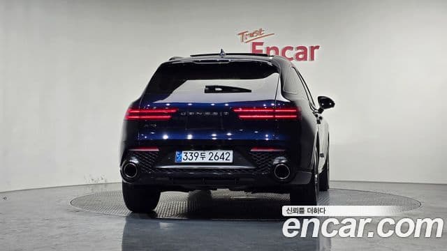 Genesis GV70, 2022 4