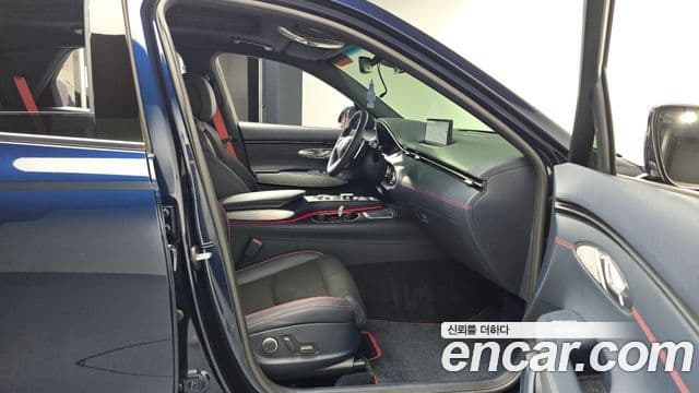 Genesis GV70, 2022 11