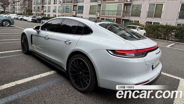 Porsche Panamera (971) 4.0 GTS, 2021 все фото
