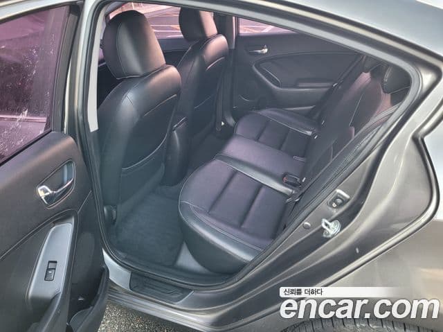 Kia K3 Prestige, 2013 10