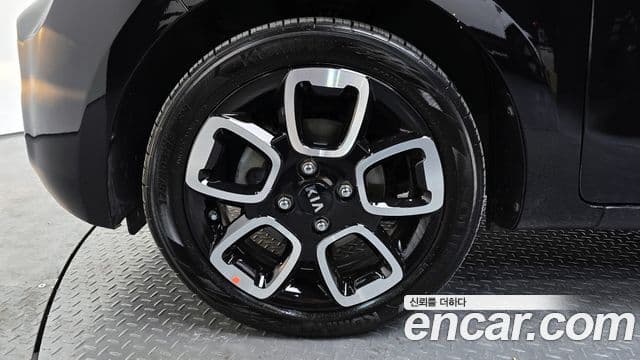 Kia The / новый New Ray Prestige, 2018 все фото