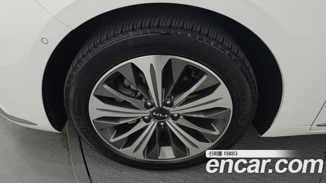 Kia K8 гибрид Special, 2023 все фото